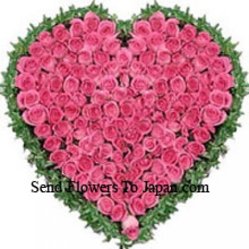 101 Heart Shaped Pink Roses